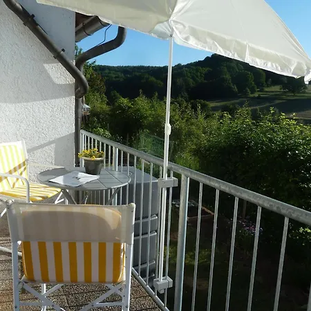 Rhoen Und Ruhe Apartmán *